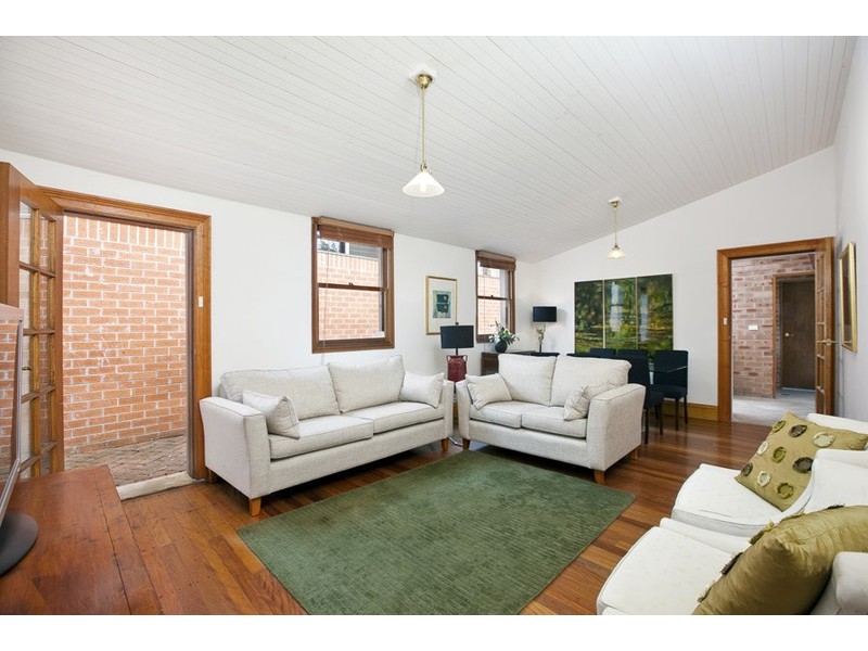 214 Wilson Street, Newtown NSW 2042