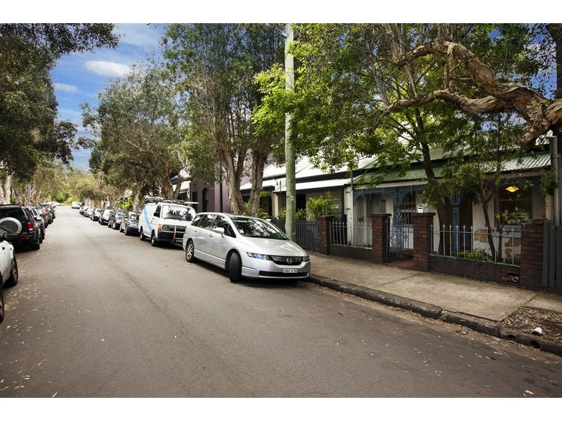 60 Kingsclear Road, Alexandria NSW 2015