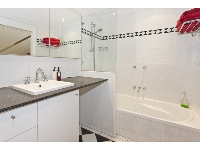 89E Camden Street, Enmore NSW 2042