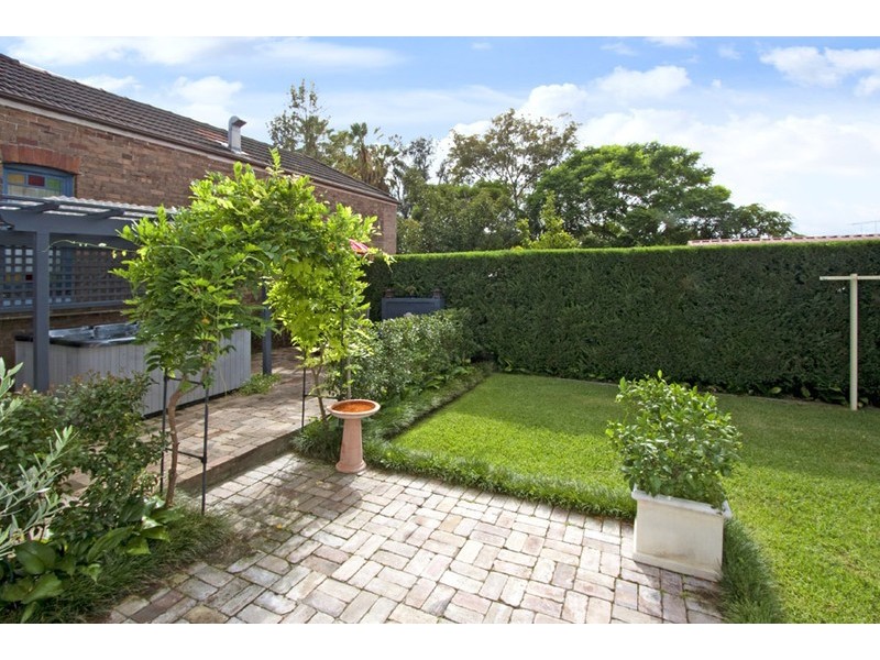 7 Albert Street, Petersham NSW 2049