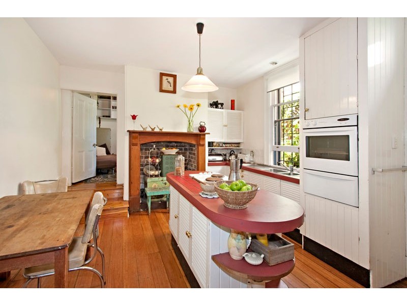 82 Kingston Road, Newtown NSW 2042