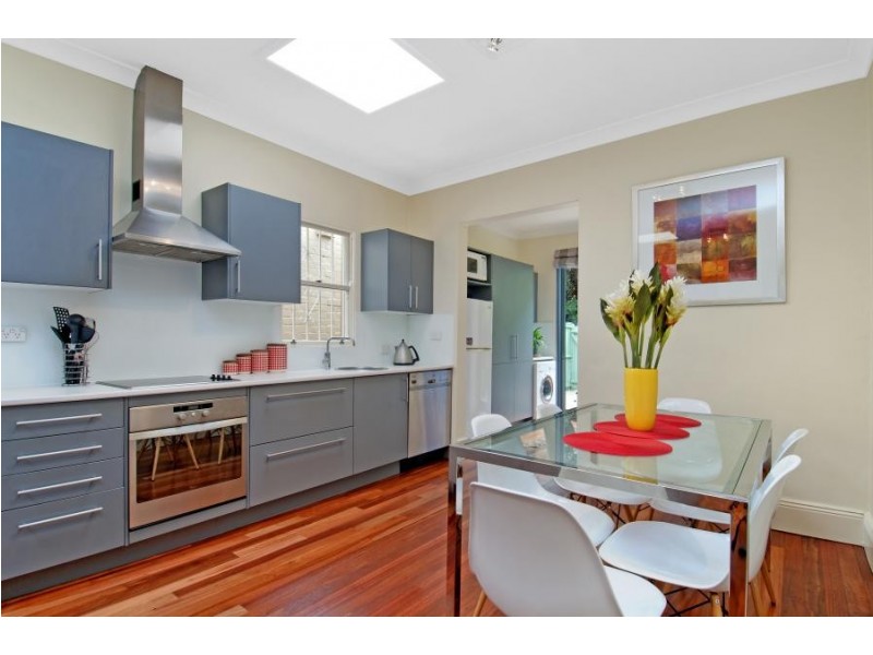 32 Holdsworth Street, Newtown NSW 2042