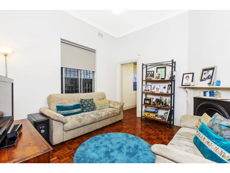 77 Albermarle Street, Newtown NSW 2042