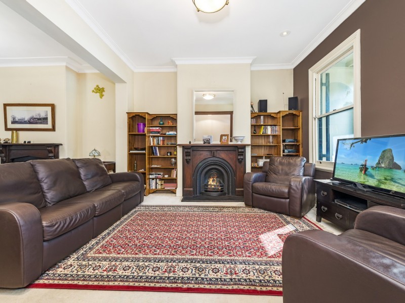 33 Golden Grove Street, Newtown NSW 2042