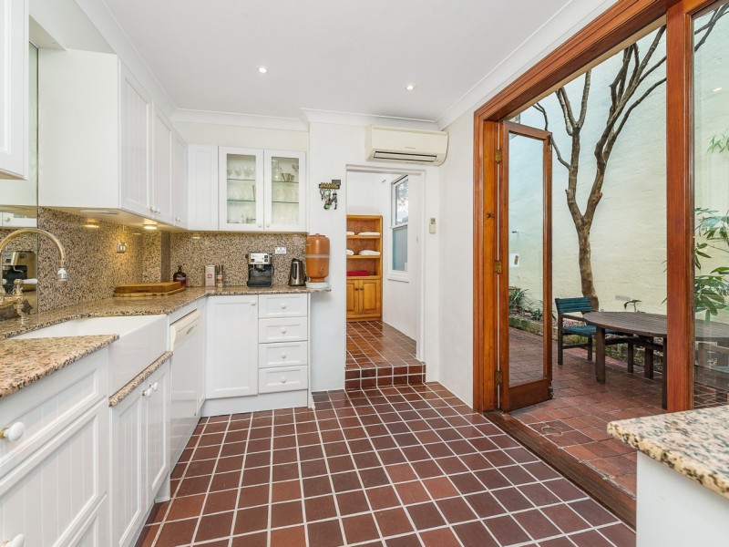 33 Golden Grove Street, Newtown NSW 2042