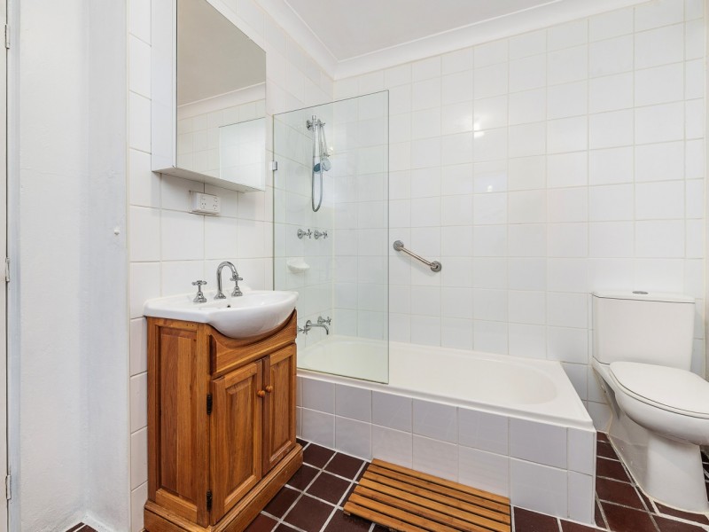 33 Golden Grove Street, Newtown NSW 2042