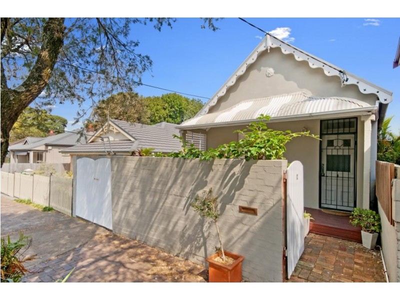12 Gordon Square, Marrickville NSW 2204