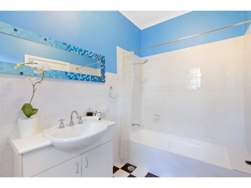 127 Mitchell Road, Alexandria NSW 2015