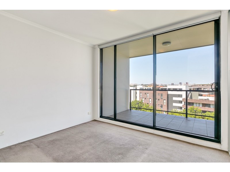 W626/221-229 Sydney Park Road, Erskineville NSW 2043