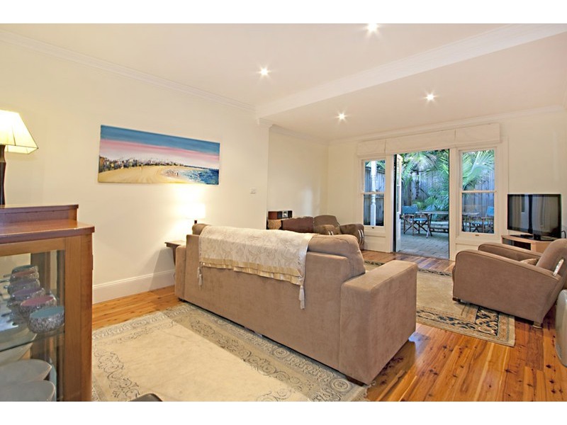 61 Simmons Street, Enmore NSW 2042