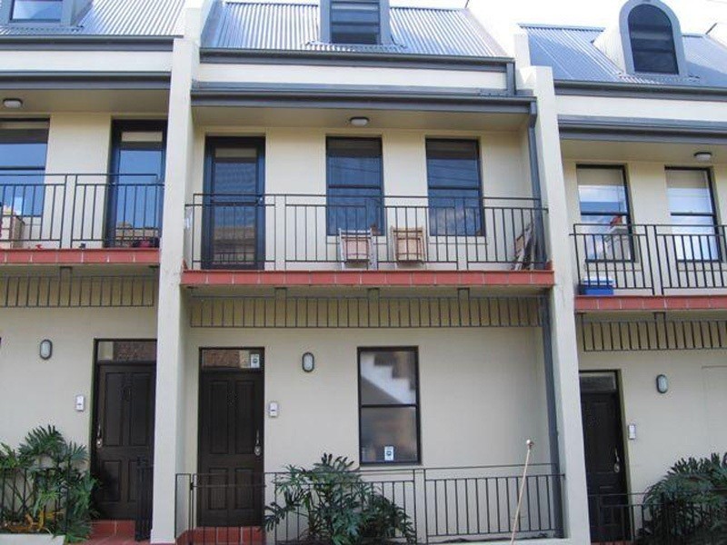 6/2-18 Newman Street, Newtown NSW 2042
