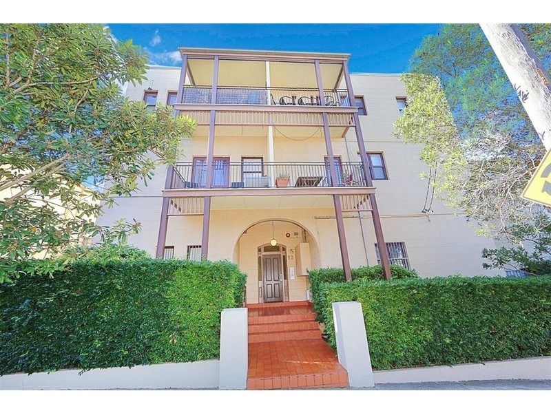 2/12-14 Brown Street, Newtown NSW 2042