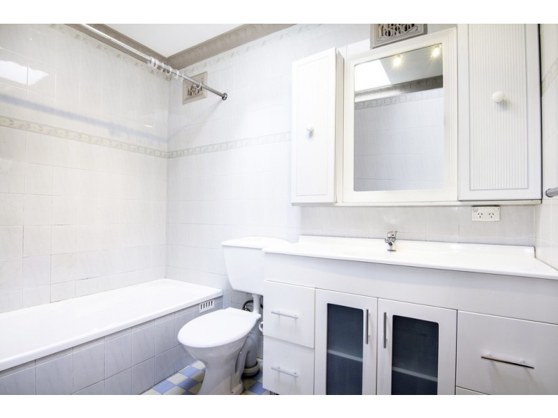 140a Flood Street, Leichhardt NSW 2040