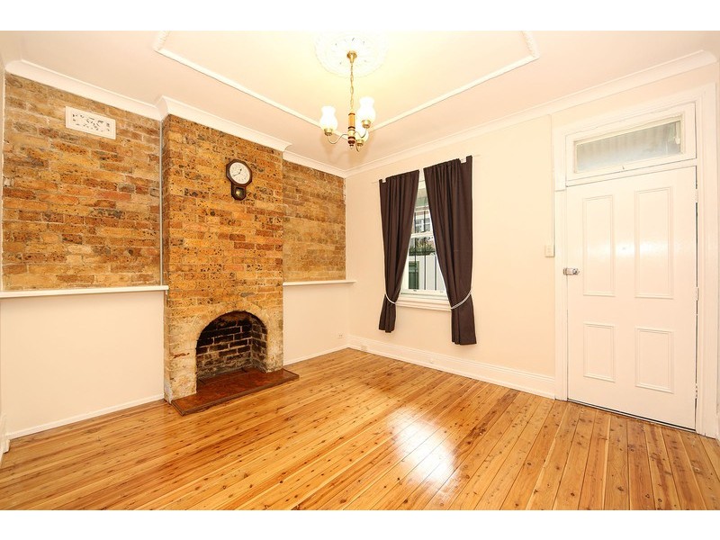 21 Cowper Street, Marrickville NSW 2204