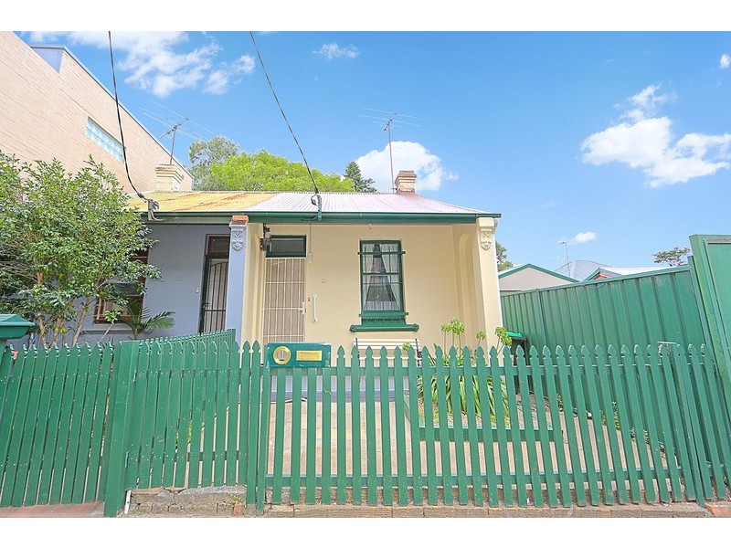 21 Cowper Street, Marrickville NSW 2204
