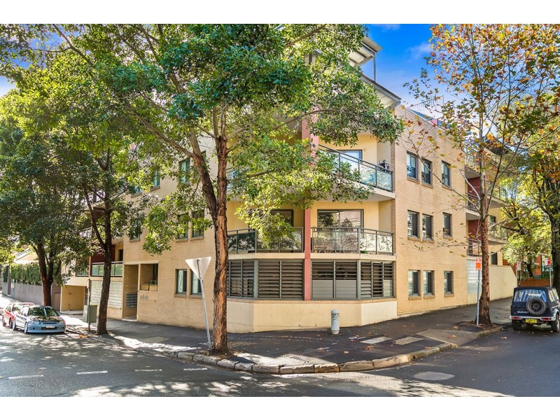 9/154 Mallett Street, Camperdown NSW 2050
