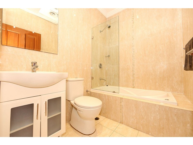 34 Station Street, Newtown NSW 2042