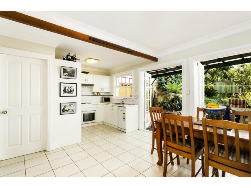 10 Florence Street, St Peters NSW 2044