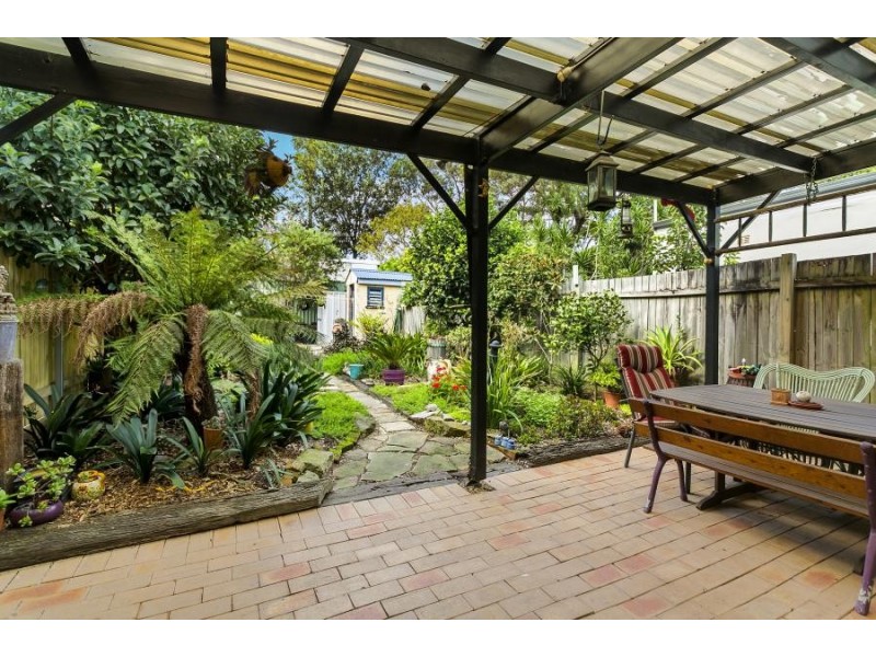 10 Florence Street, St Peters NSW 2044