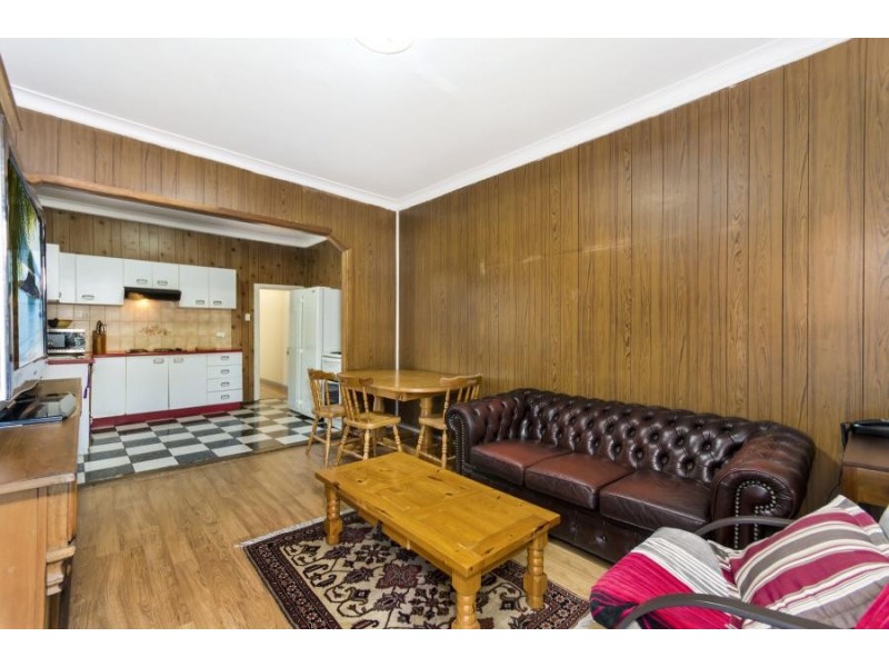 4 Florence Street, St Peters NSW 2044