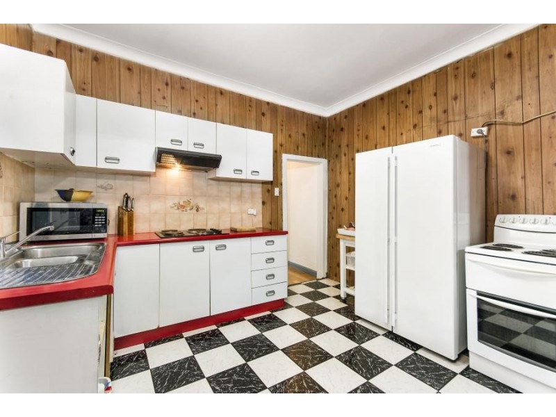 4 Florence Street, St Peters NSW 2044