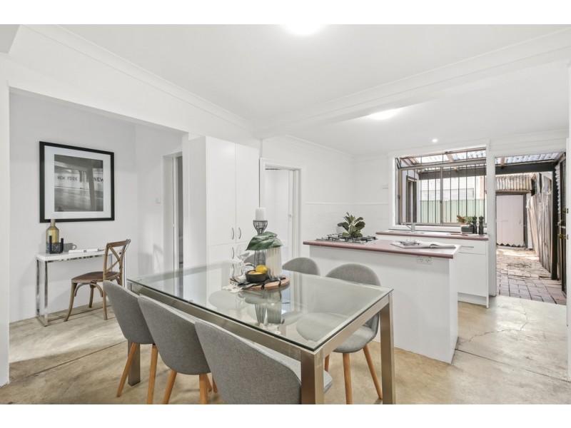 124 Station Street, Newtown NSW 2042