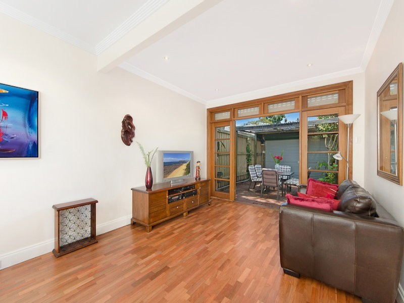 32 Gowrie Street, Newtown NSW 2042
