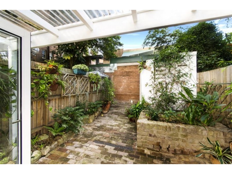 9 Longdown Street, Newtown NSW 2042