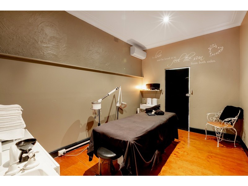 207 King Street, Newtown NSW 2042