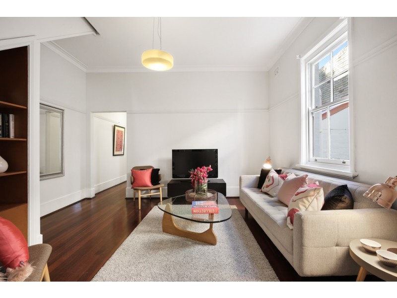 13A Barwon Park Road, St Peters NSW 2044