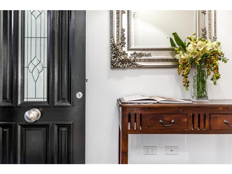 146 Station Street, Newtown NSW 2042