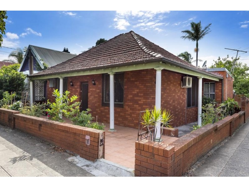 12 Excelsior Parade, Marrickville NSW 2204