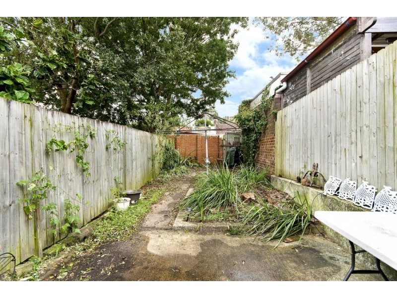 15 Margaret Street, Newtown NSW 2042