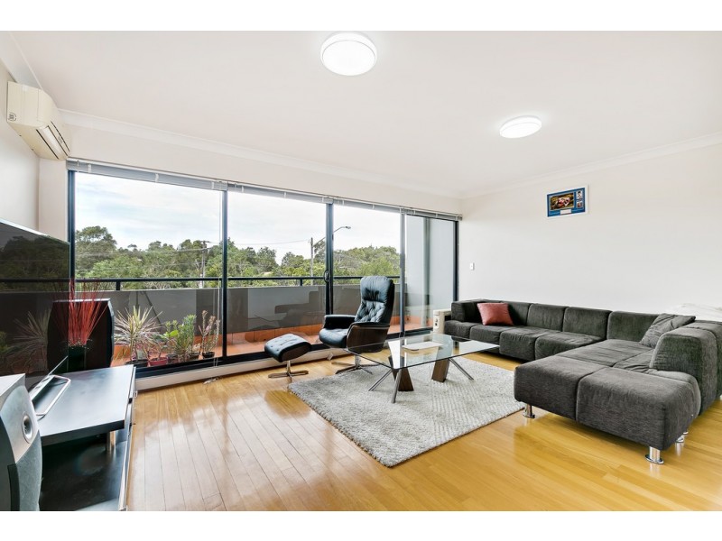 H102/1-5 Princes Highway, St Peters NSW 2044