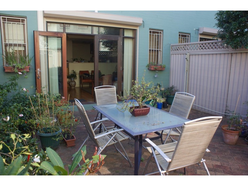 182 Lord Street, Newtown NSW 2042