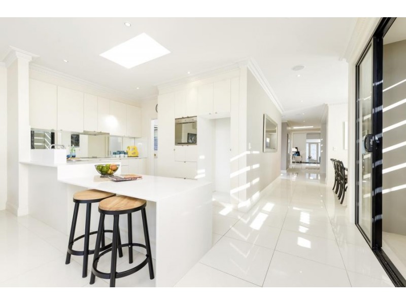 90 Crawford Road, Brighton-le-sands NSW 2216