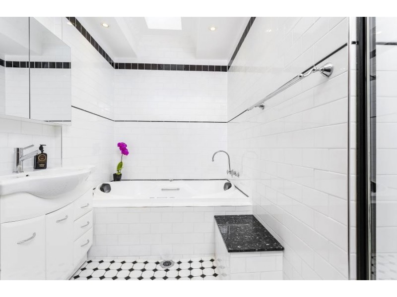 70 Hordern Street, Newtown NSW 2042