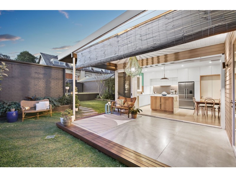 10 Clarendon Road, Stanmore NSW 2048