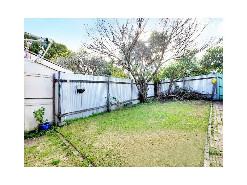 22 Clarendon Road, Stanmore NSW 2048
