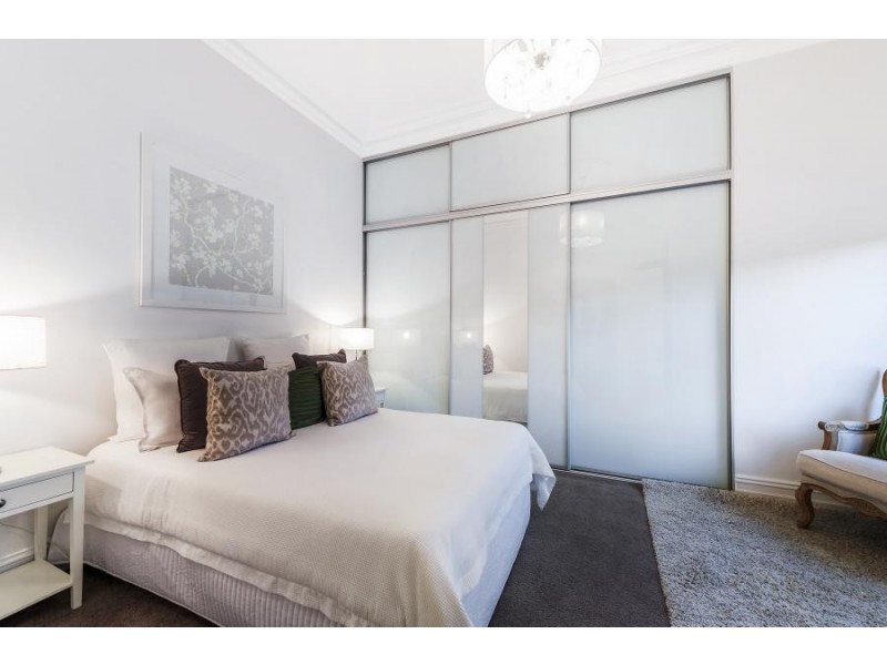 146 Station Street, Newtown NSW 2042