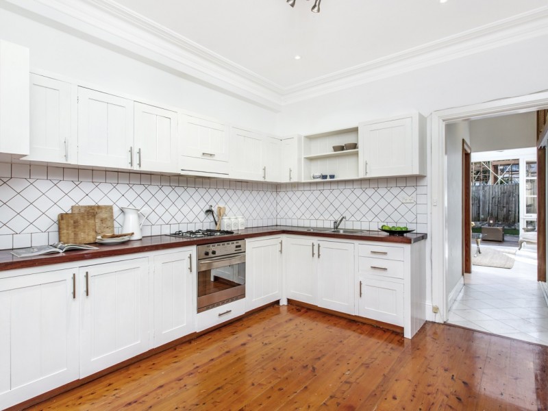 8 Victoria Street, Erskineville NSW 2043