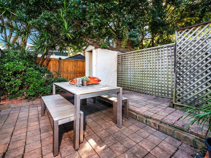 73 Simmons Street, Enmore NSW 2042