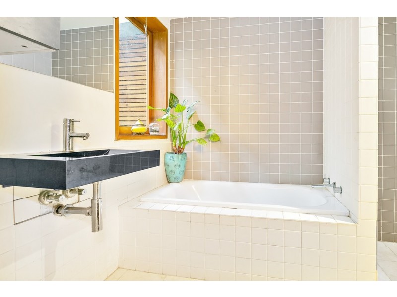 132 Gowrie Street, Newtown NSW 2042