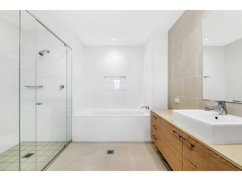 22/1 Juniper Drive, Breakfast Point NSW 2137