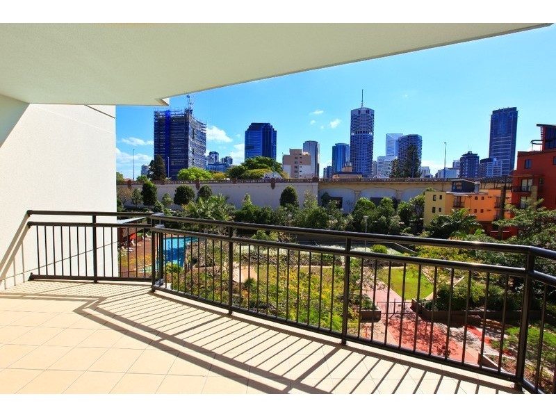 47/15 Goodwin Street, Kangaroo Point QLD 4169