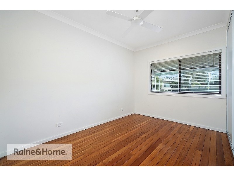 196 Ocean Beach Road, Woy Woy NSW 2256