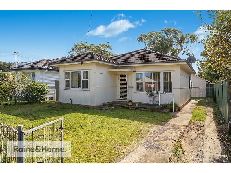 25 Australia Avenue, Umina Beach NSW 2257