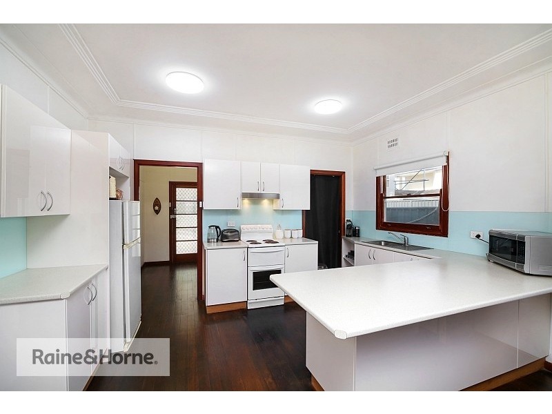 66 Sydney Avenue, Umina Beach NSW 2257