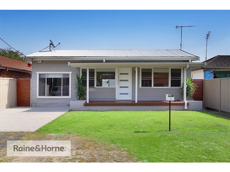 61 Commonwealth Avenue, Blackwall NSW 2256