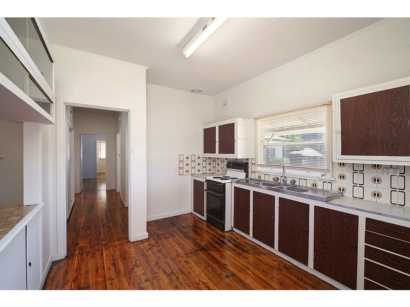 19 Rawson Road, Woy Woy NSW 2256